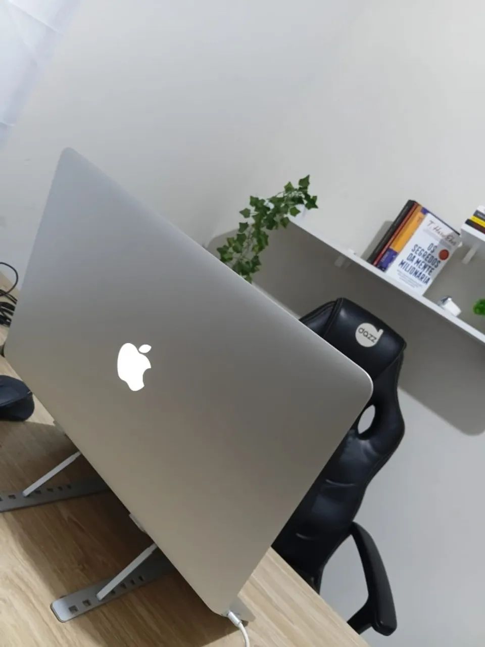 Macbook Pro 2015, 15 polegadas, i7 - 16 Gb e SSD de 512 -Melhor