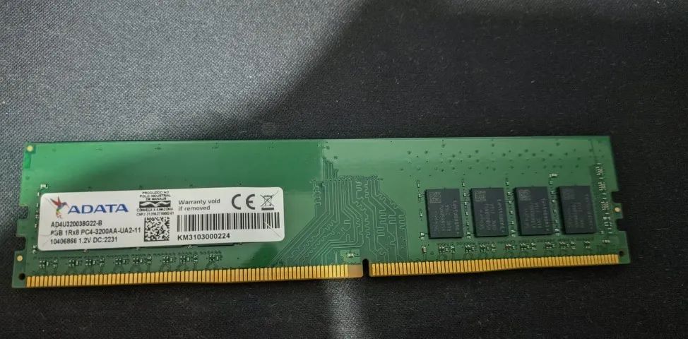 MEMORIA RAM ADATA  8GB MHZ:3200