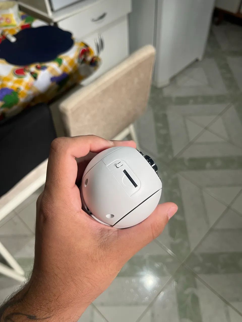 Câmera Lâmpada Wi-Fi IP com Visão Noturna e App - Foto 4