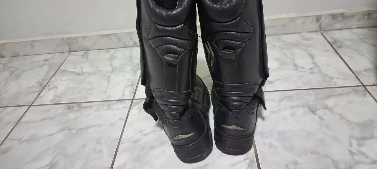Botas Kallucci cano longo couro legítimo  - Foto 3