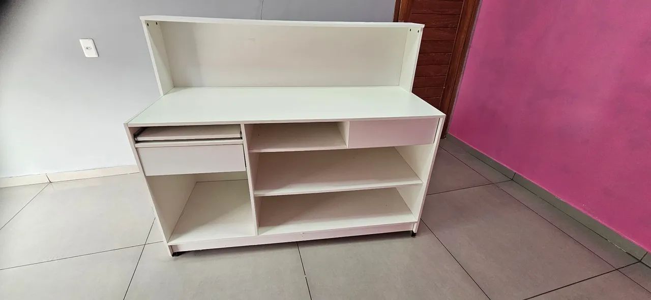 Balcão de loja em mdf 