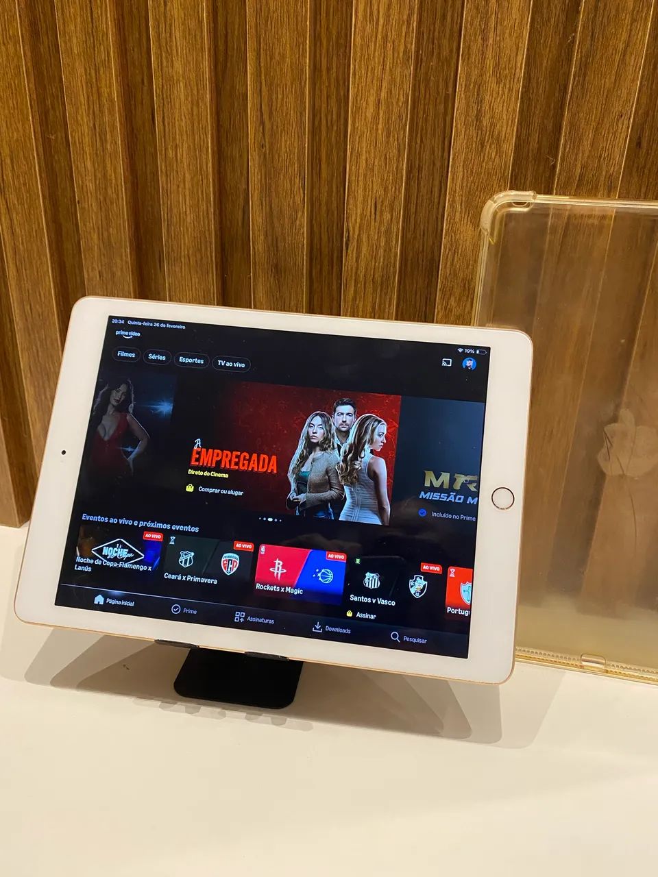 iPad Bem Conservado - Perfeito pra estudar, trabalhar ou Netflix - Mais que um tablet - Foto 2