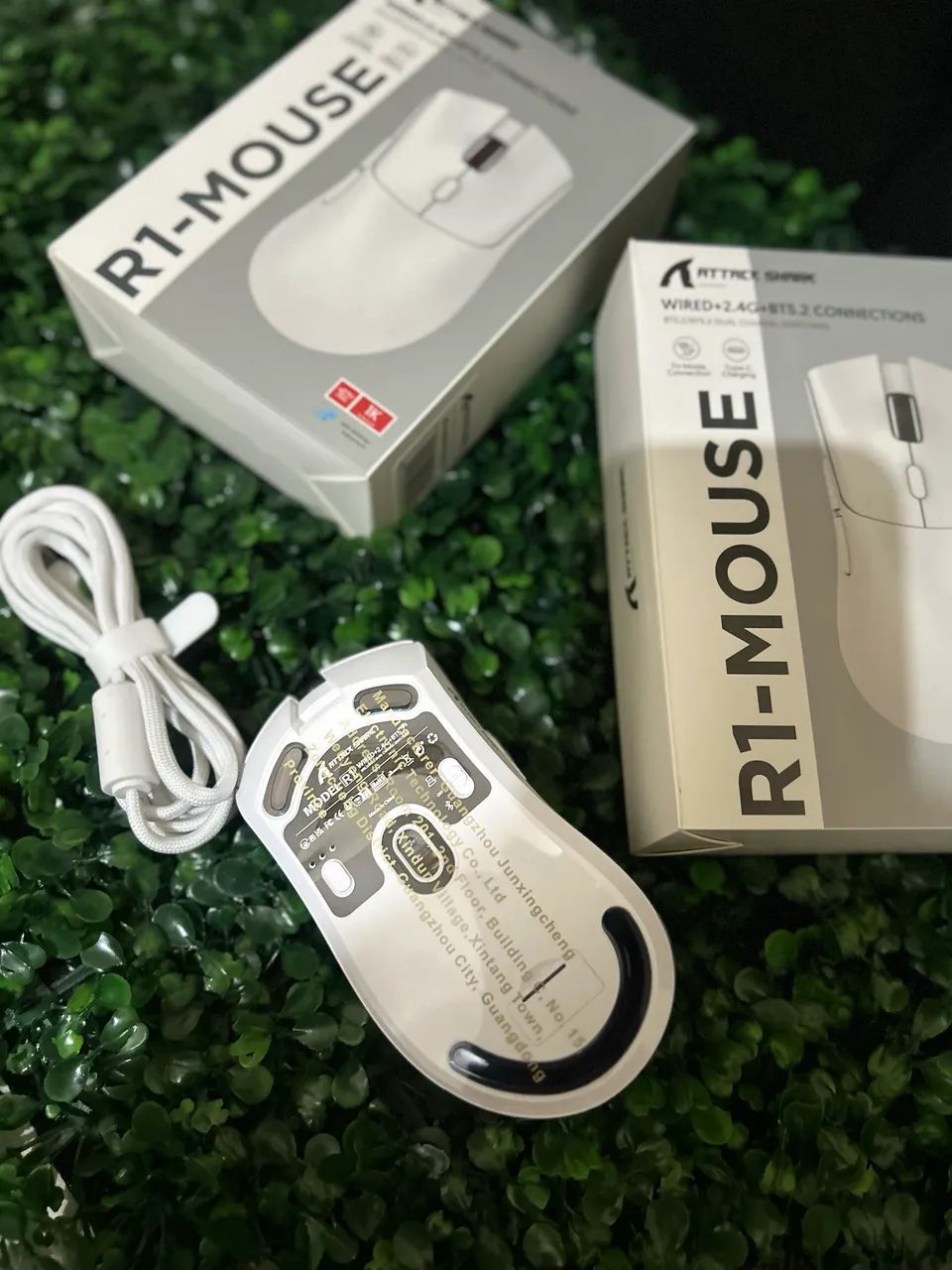 Mouse Attack Shark R1 Branco - Sensor PAW3311 18K DPI (Novo) - Foto 4