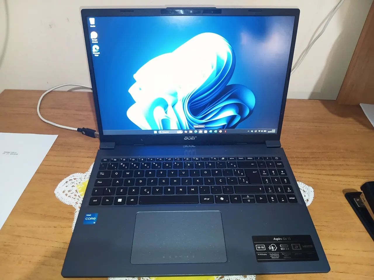 Vendo um notebook 