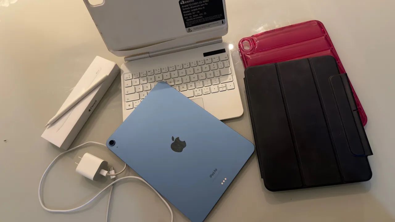 Ipad Air 5 + Apple Pencil 2nd + Capa com teclado 