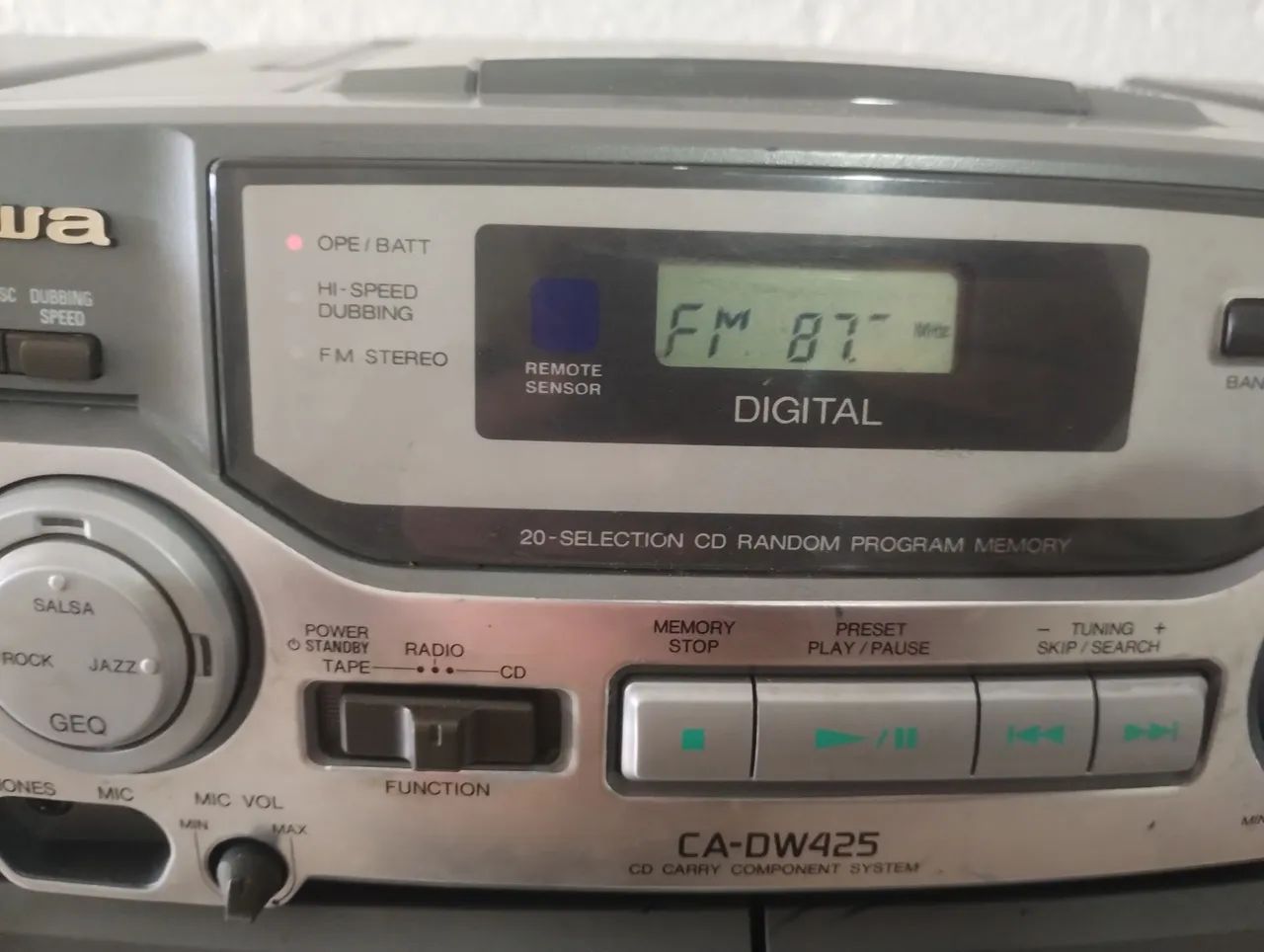 Mini system Aiwa CA-DW425 portátil  