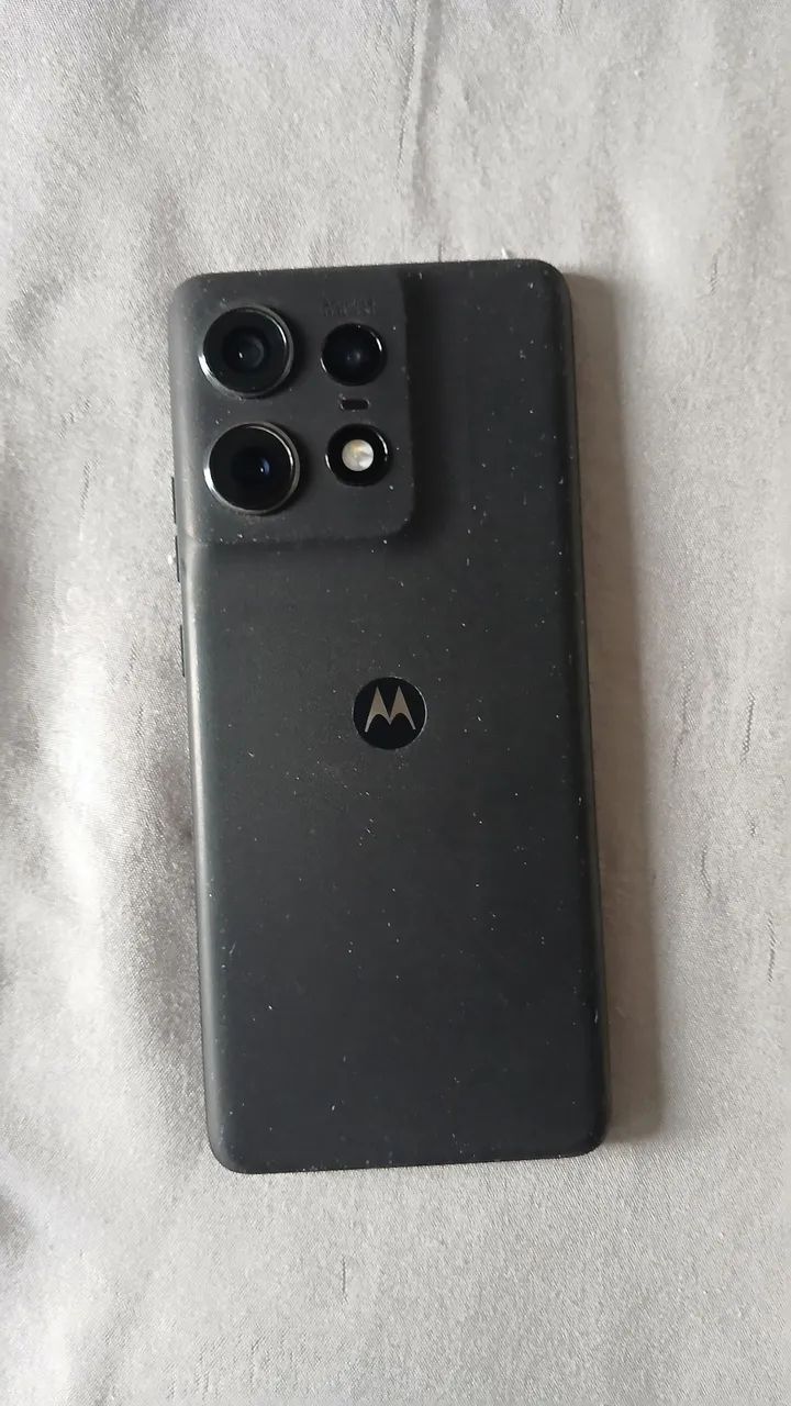 Motorola edge 50pro  - Foto 2