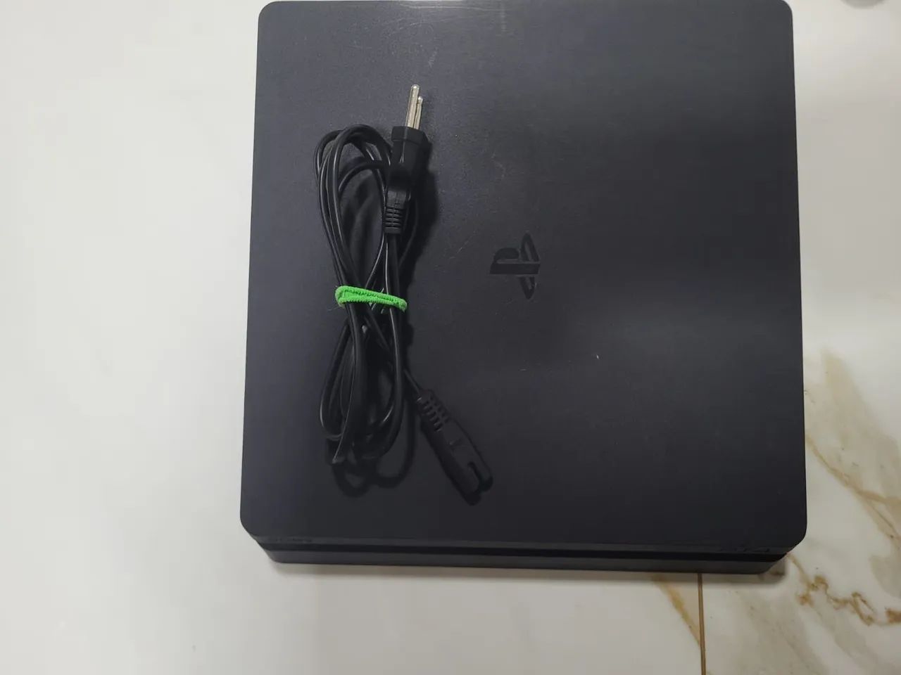 PlayStation 4 - Slim - Foto 3