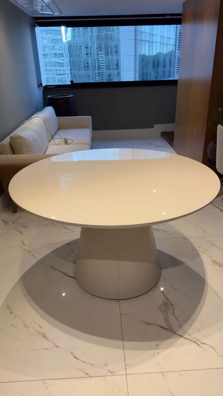 Mesa de jantar redonda