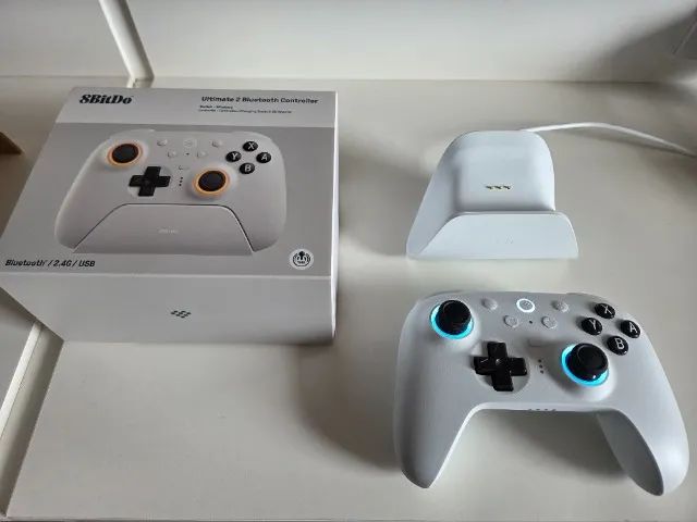 Controle Ultimate - 8BitDo