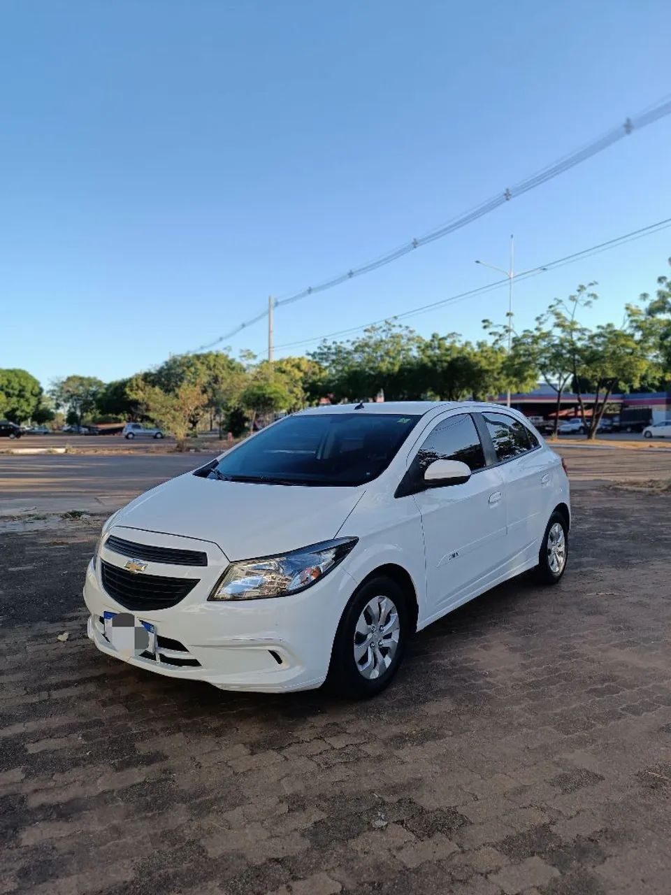 Chevrolet Onix ONIX HATCH Joy 1.0 8V Flex 5p Mec. 2019