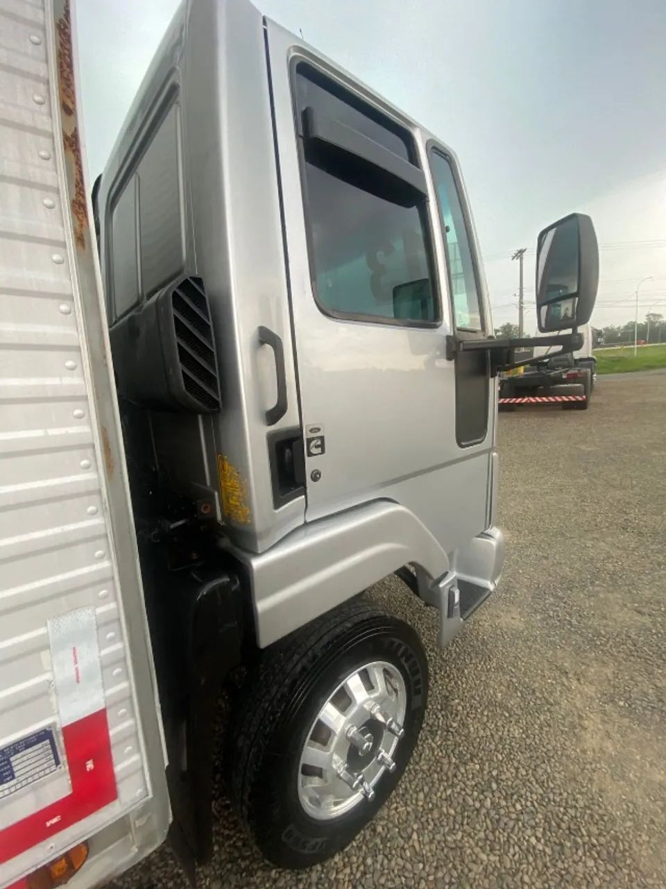 Ford Cargo 816S - Ano 2013 - Foto 4