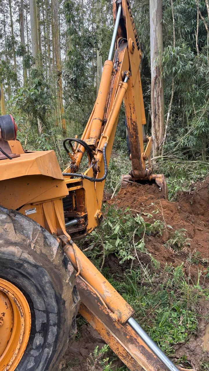 Retroescavadeira case 580h 1994 - Foto 5