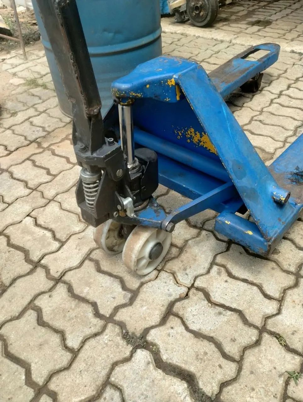 Paleteira paletrans 2 ton - Foto 4