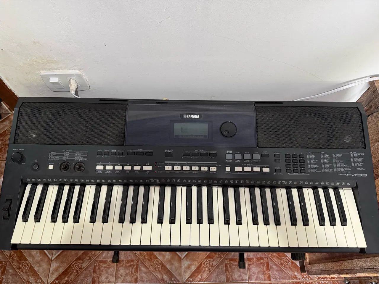 Teclado YAMAHA - Foto 3