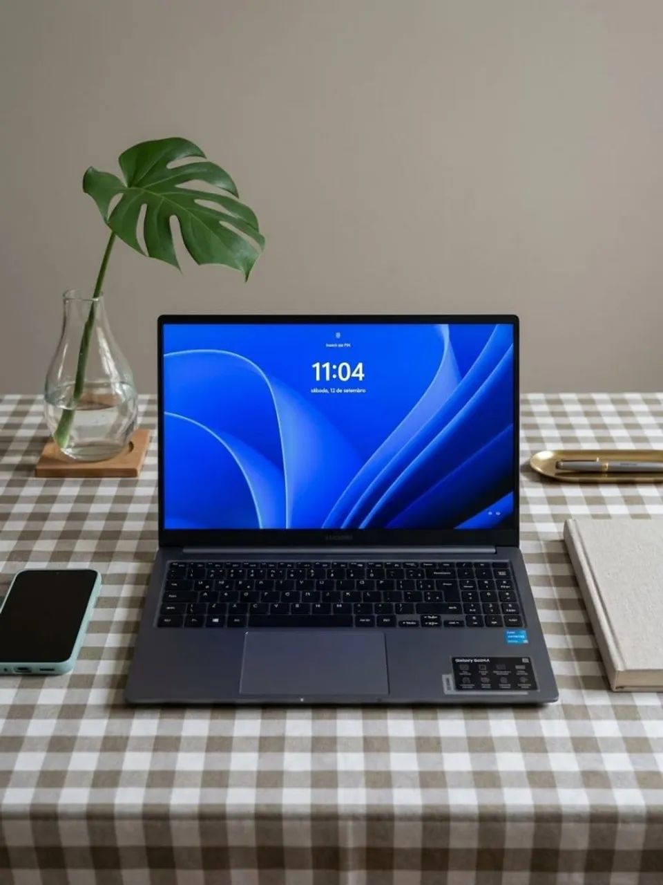 Notebook Samsung Galaxy Book4 Intel 8GB 256GB SSD Seminovo