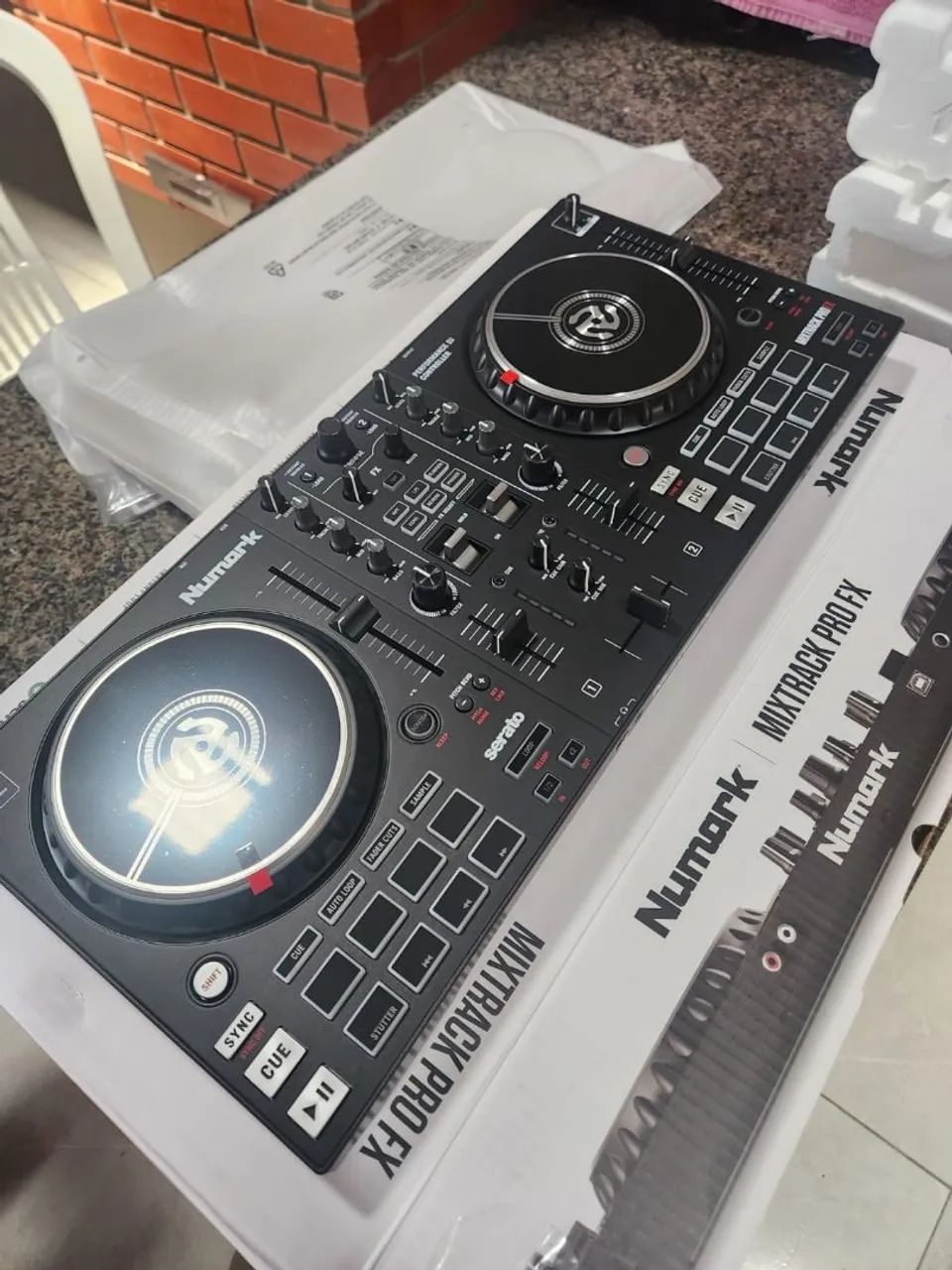 Controlador Numark mixtrack Pro Fx - Foto 3