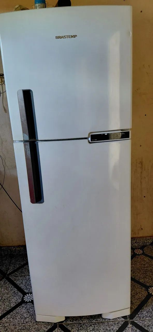 Vendo geladeira Brastemp 