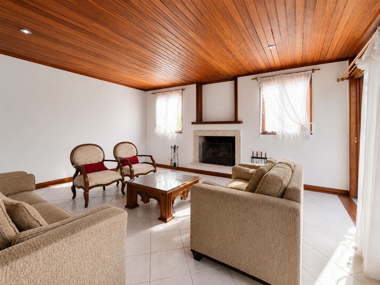 Casa com 5 quartos em condomínio em Quebra Frascos, Teresópolis. - Foto 4