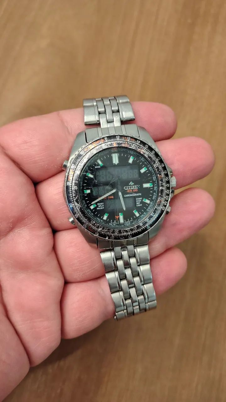 Relógio Citizen C460