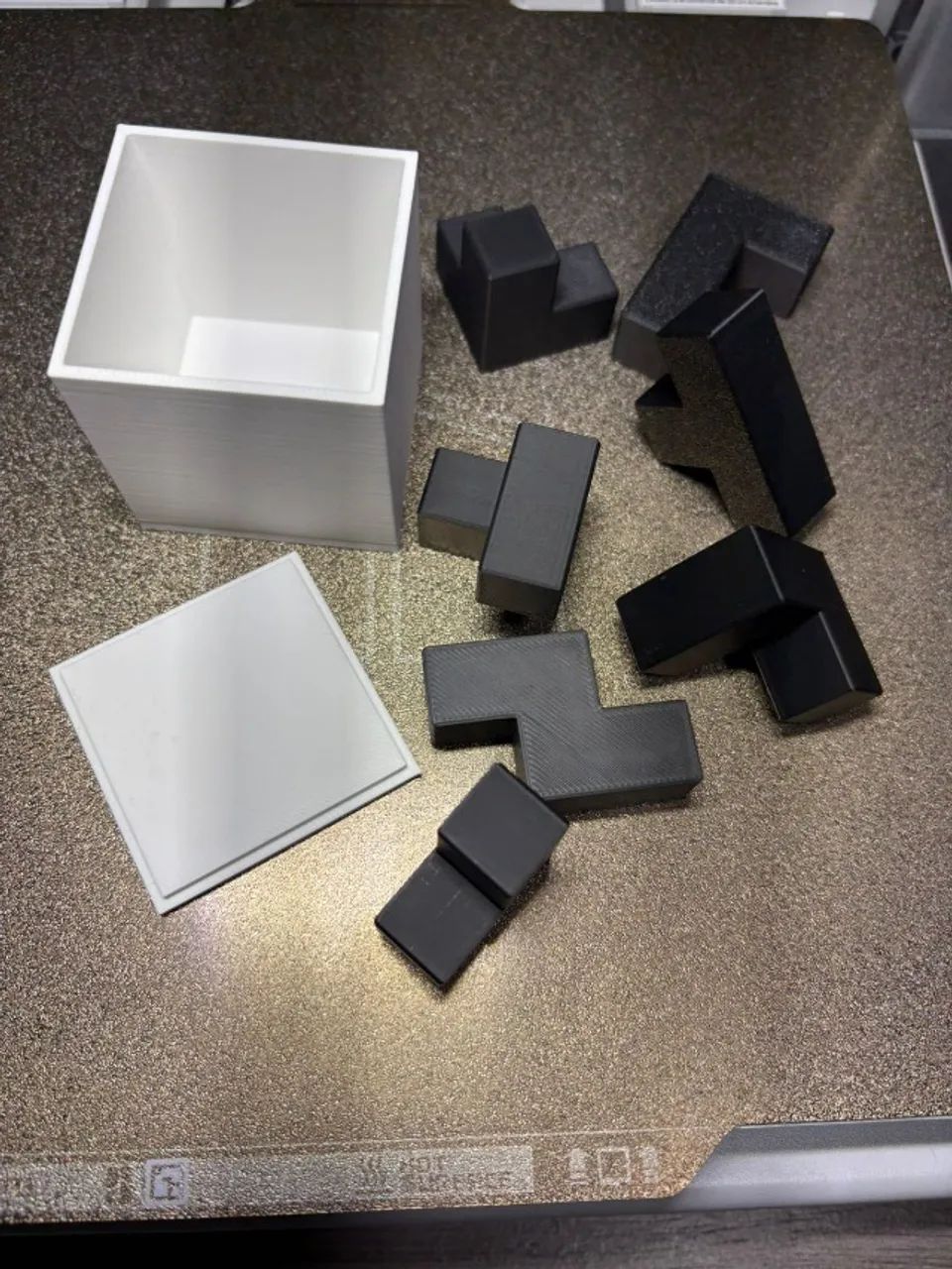 Quebra cabeça cubo com caixa - Foto 2