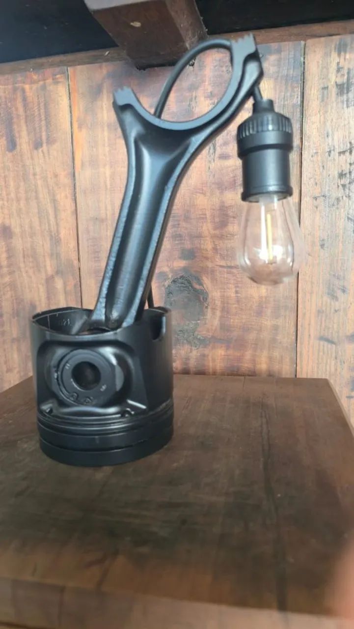 Luminária com pistão de caminhão  - Foto 2
