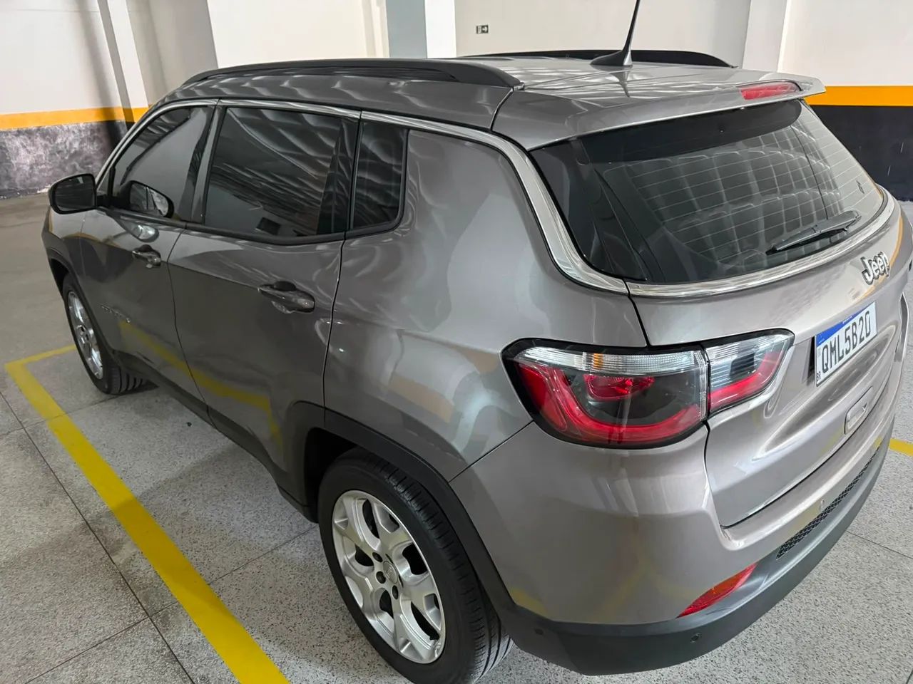 Jeep Compass Longitude 2.0 4X2 Flex 16V Aut. 2021 - Foto 2
