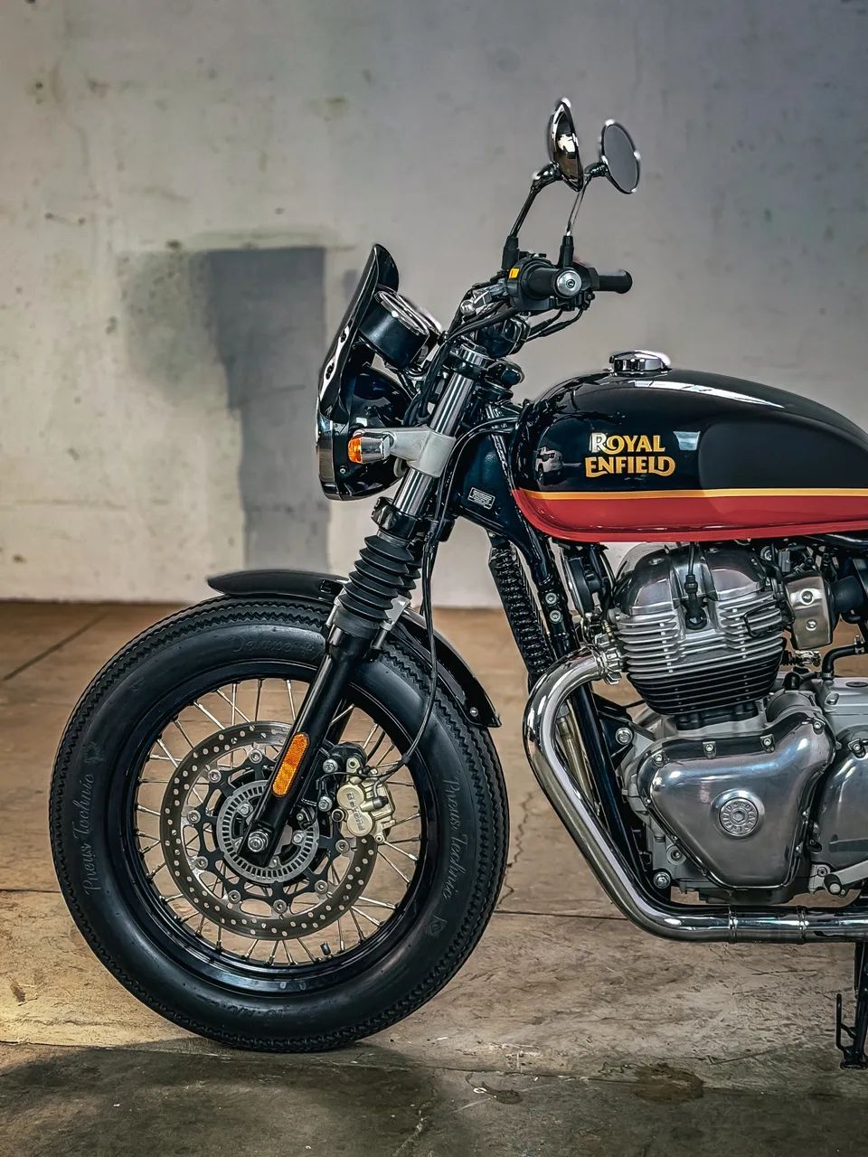 ROYAL ENFIELD INTERCEPTOR 650 - 2024  - Foto 4