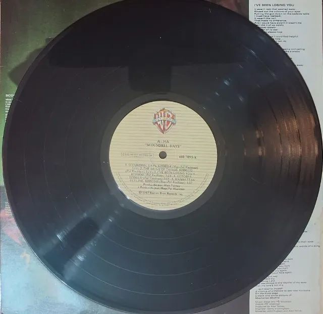 a-há - Scoundrel Days - LP Disco de vinil - Foto 5