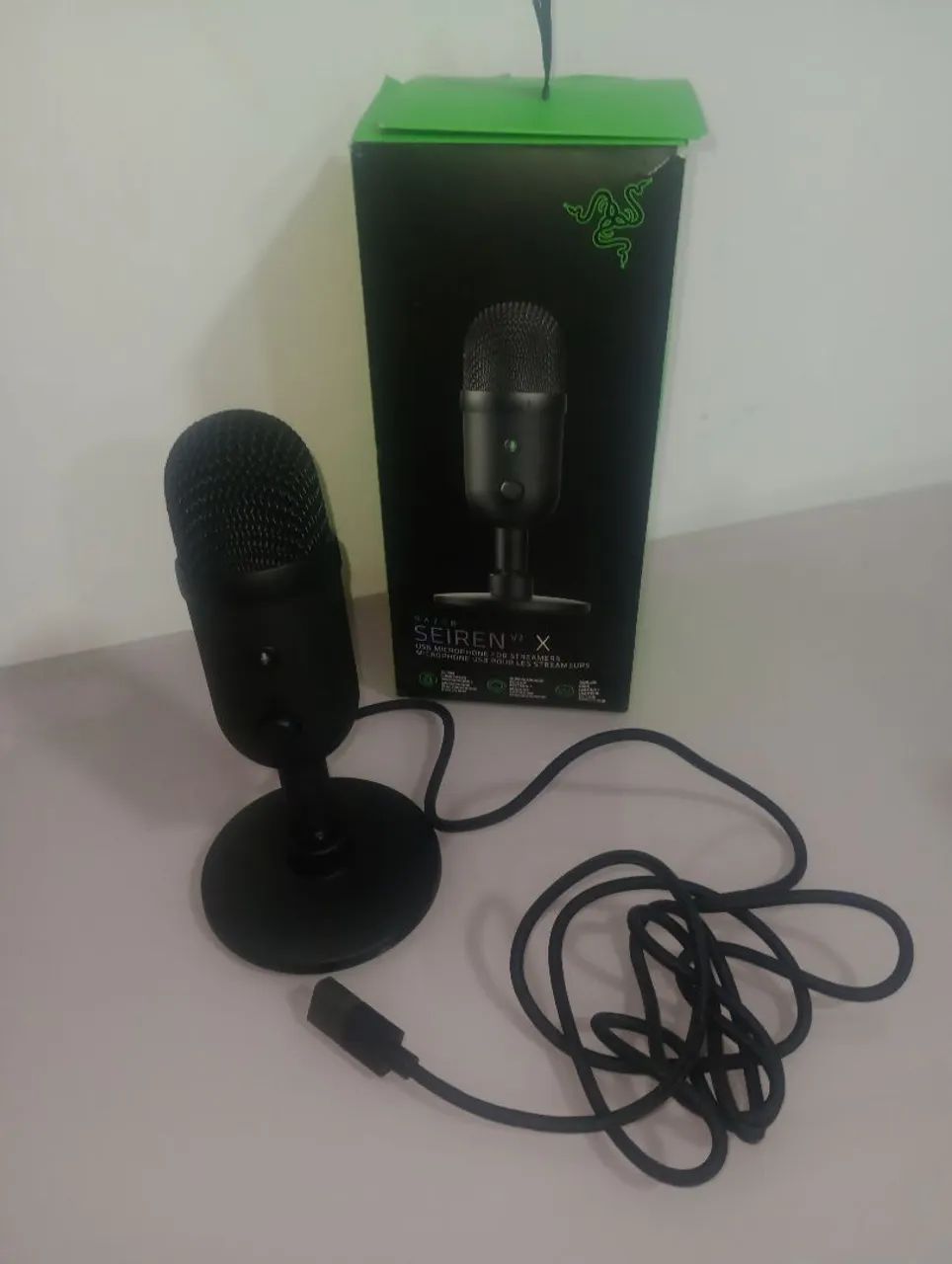 Microfone Razer Seiren V2 X USB