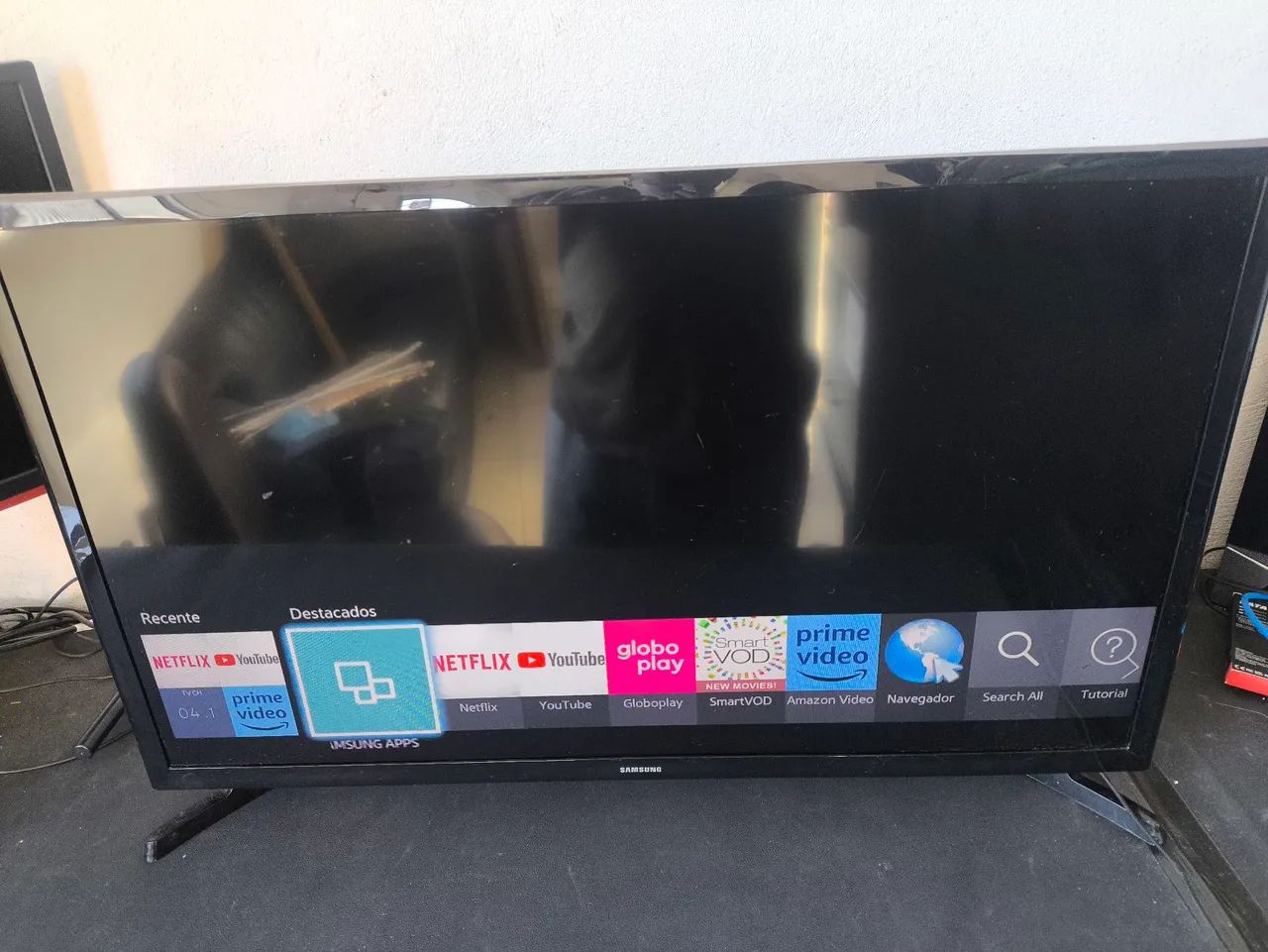 Tv smart Samsung 32 polegadas funcionando perfeitamente com controle remoto original  - Foto 2