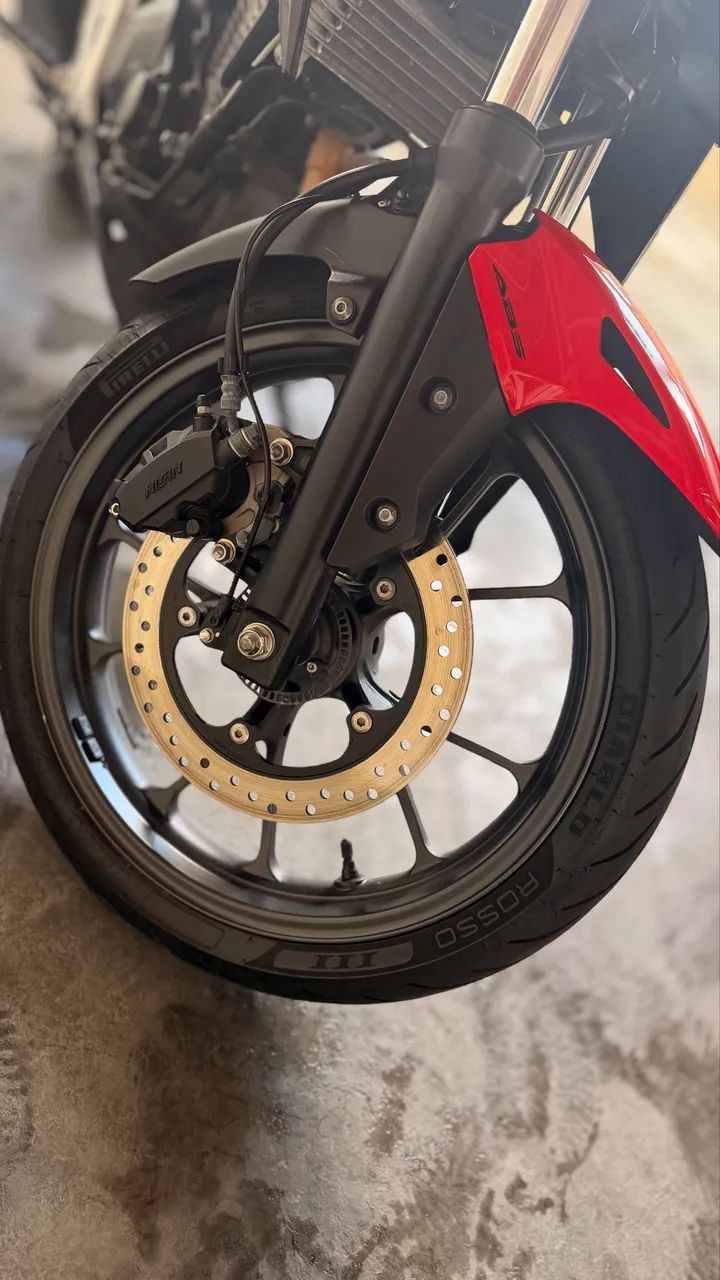 CB 300 ABS - Foto 4