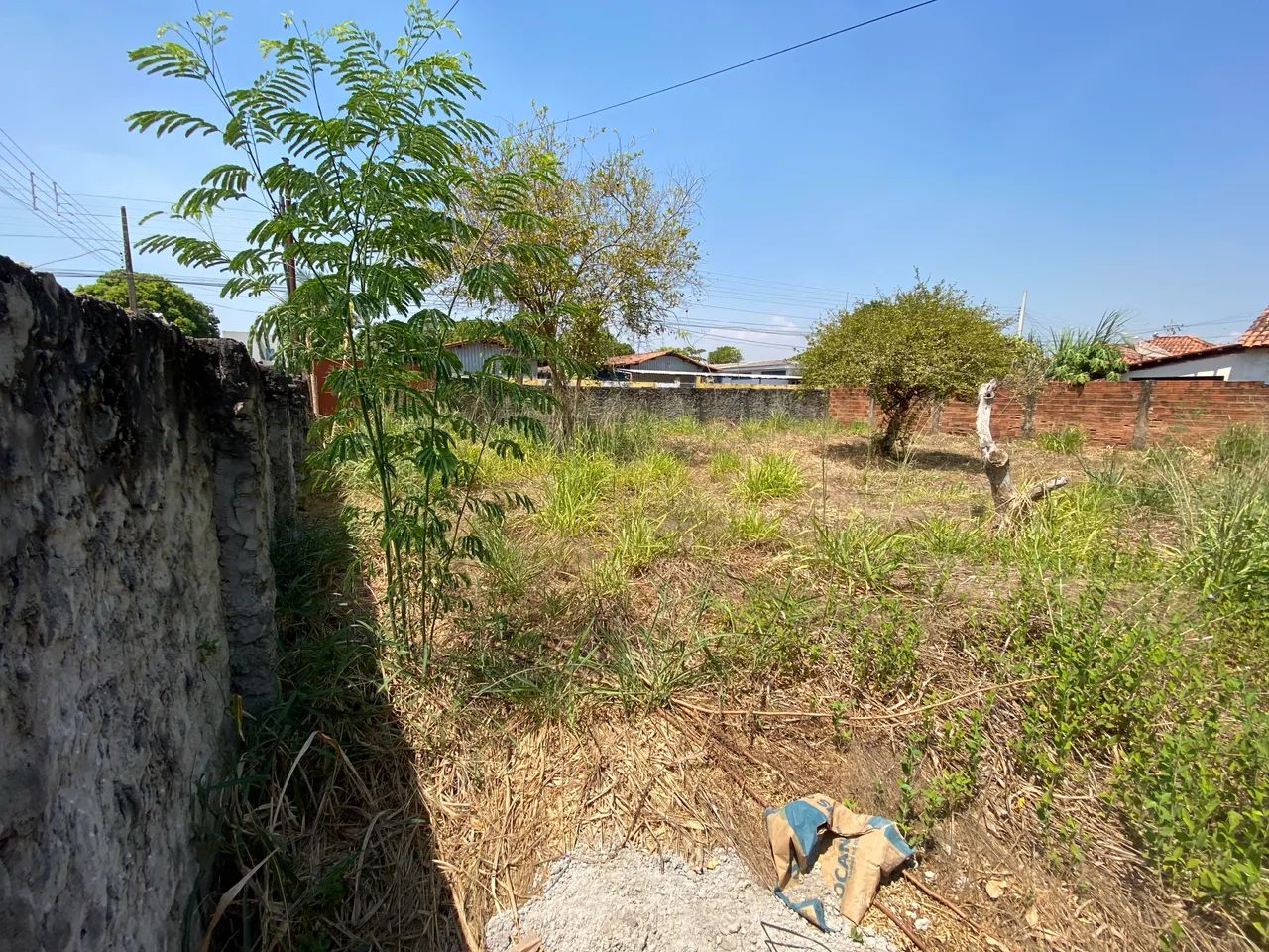 Vendo lote de esquina 15x18,5m - Foto 5