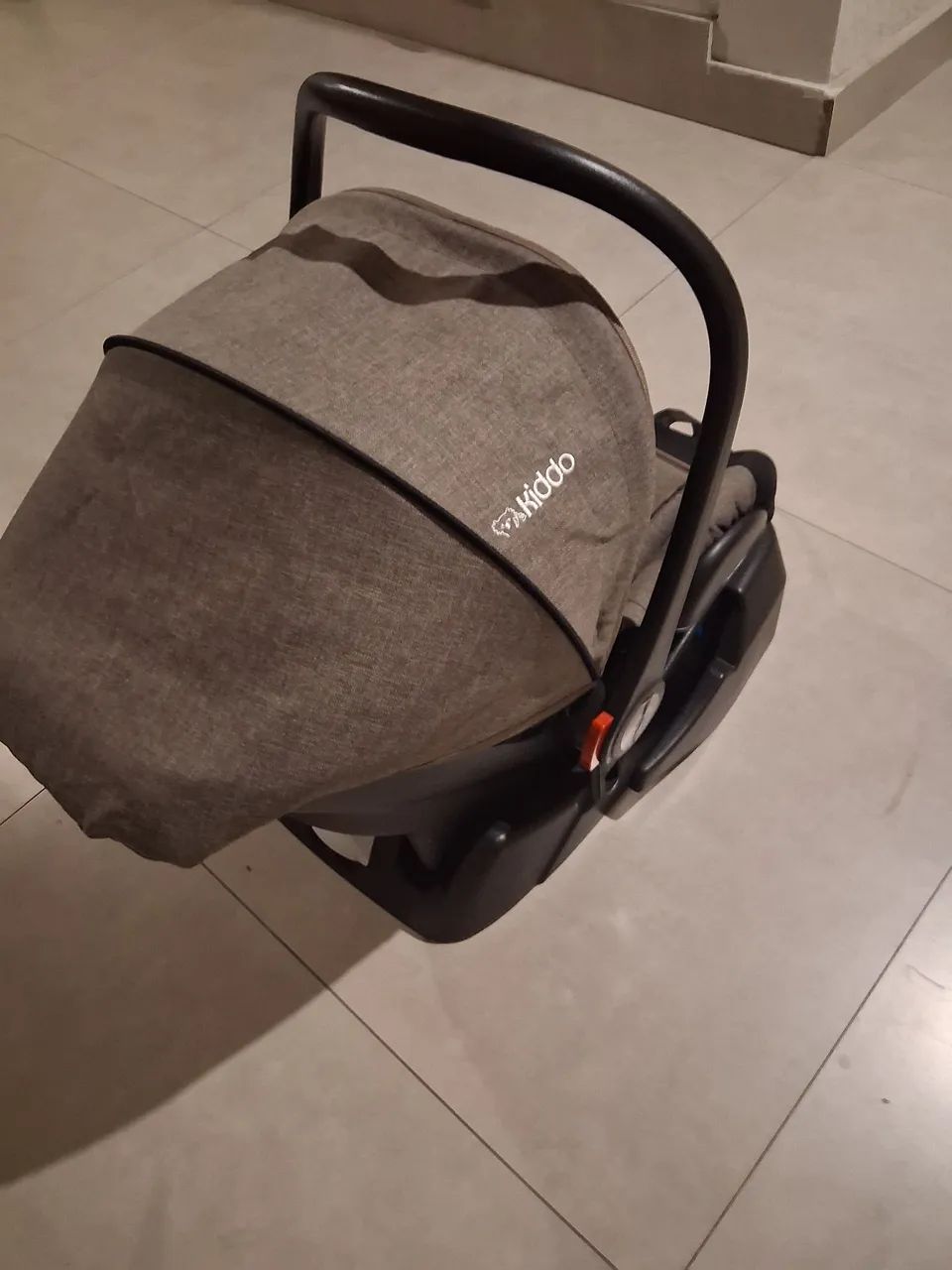 Bebê conforto Kiddo Casulo click Marron  - Foto 5