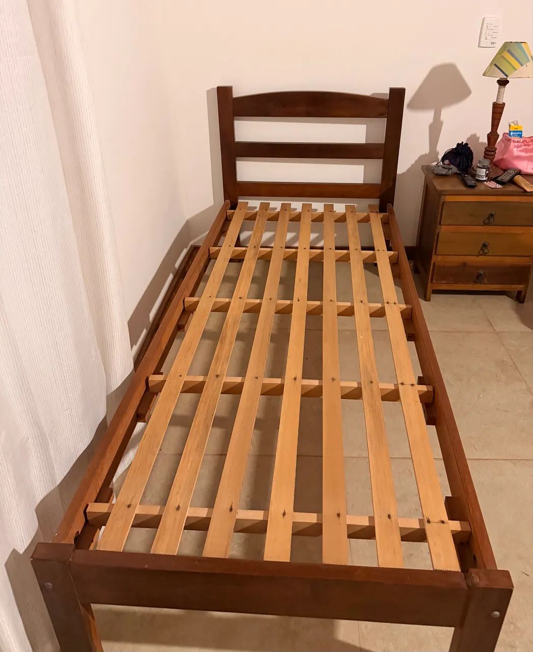 Cama solteiro madeira 