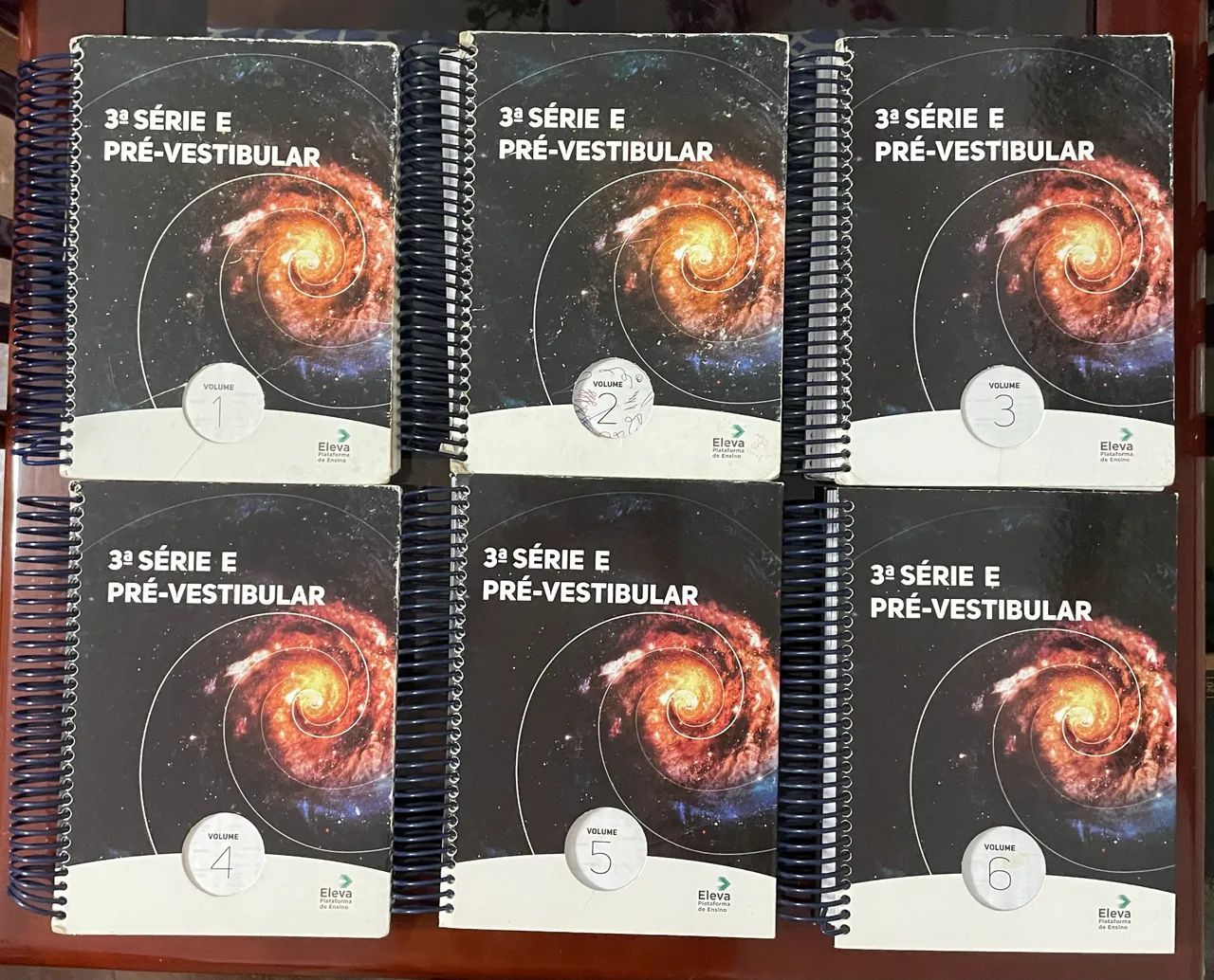Apostilas eleva da 3 série e pré-vestibular 