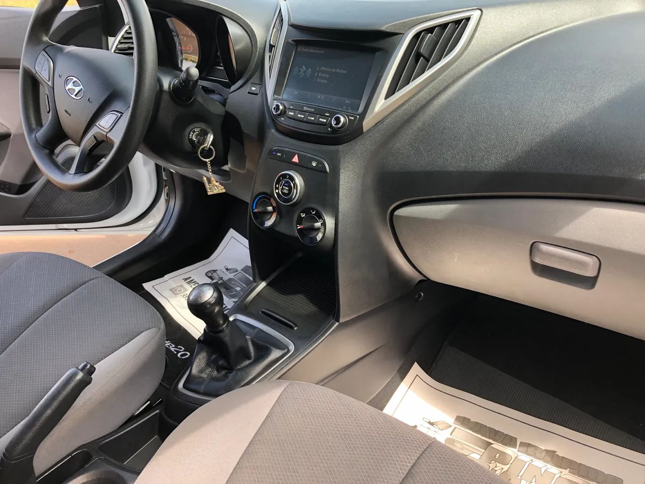 Hyundai HB20S C.plus/c.style1.0 Flex 12V Mec. 4P 2019 - Foto 4