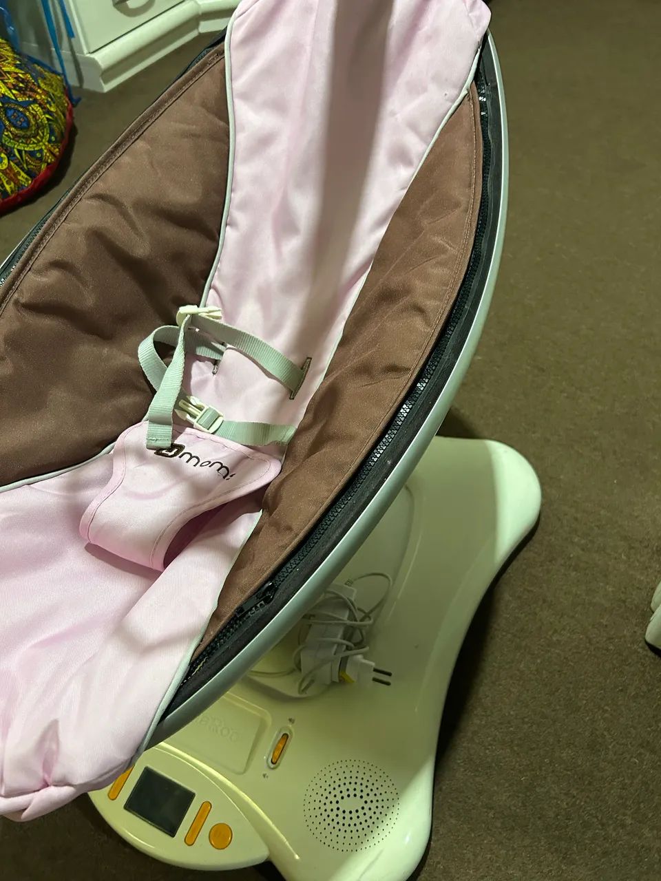 Mamaroo 4mom com avaria - Foto 5