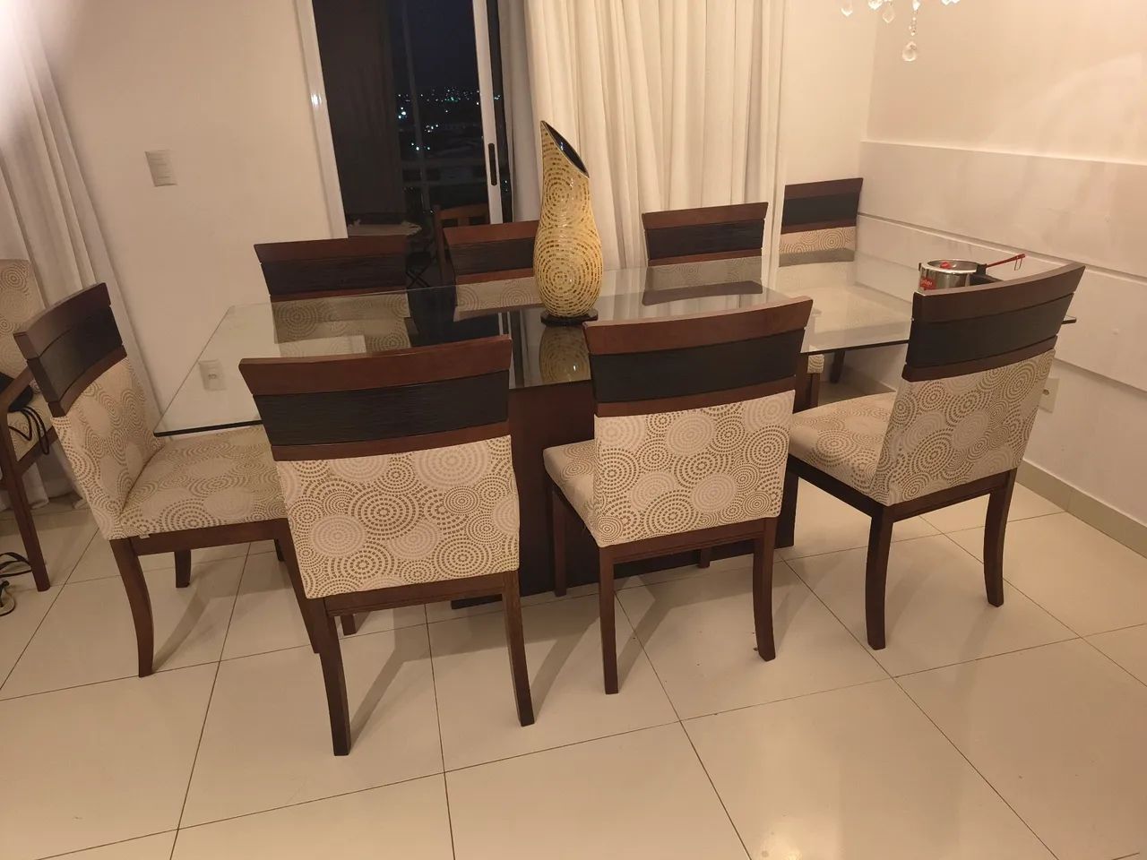 Mesa de jantar madeira com tampo de vidro da marca Rudnik  - Foto 3