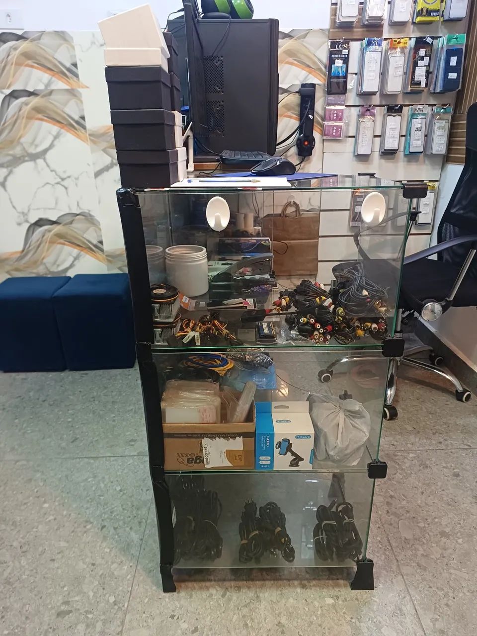 Balcao de vidro com repositor - Foto 4