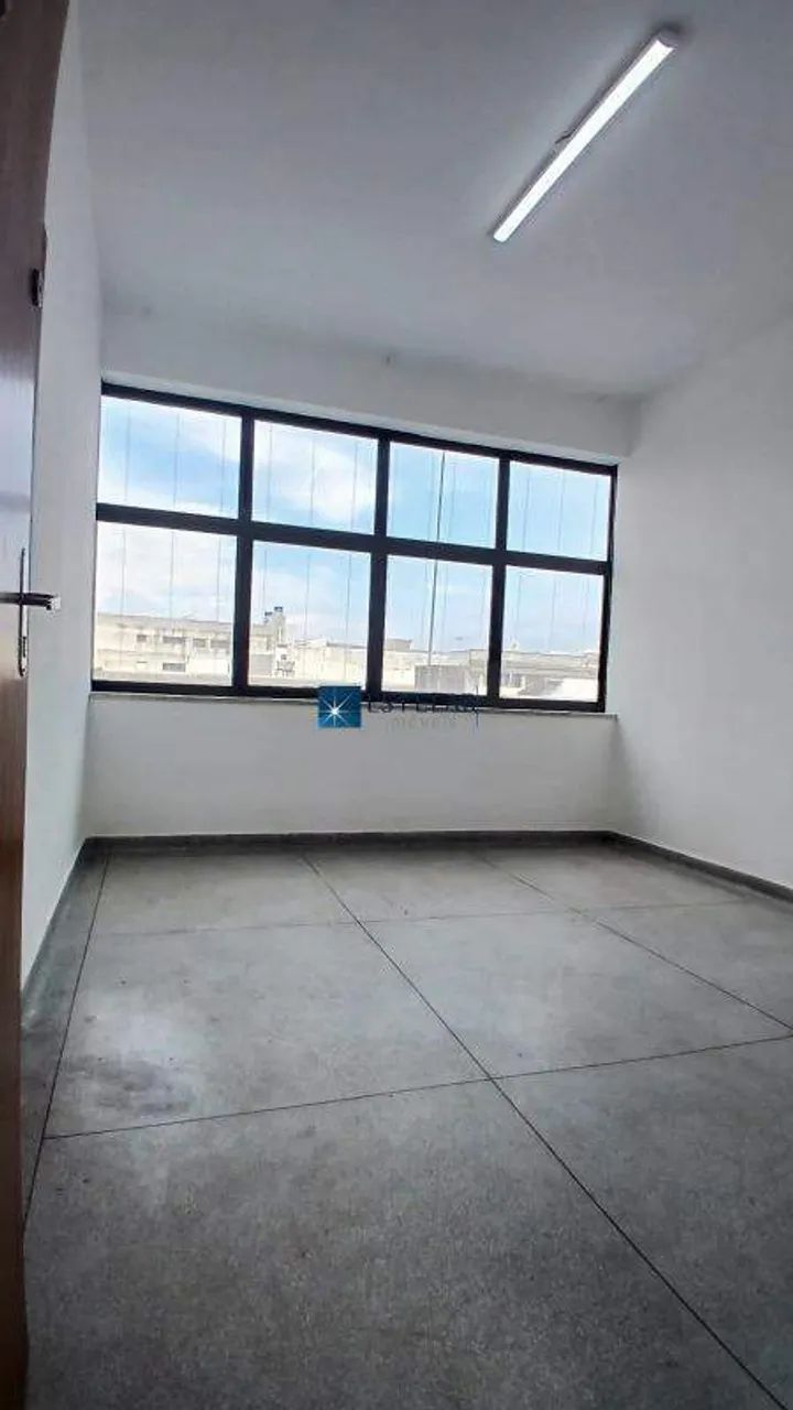 SALA COMERCIAL PARA LOCAÇÃO NO 2º ANDAR EM EXCELENTE LOCALIZAÇÃO CENTRAL
