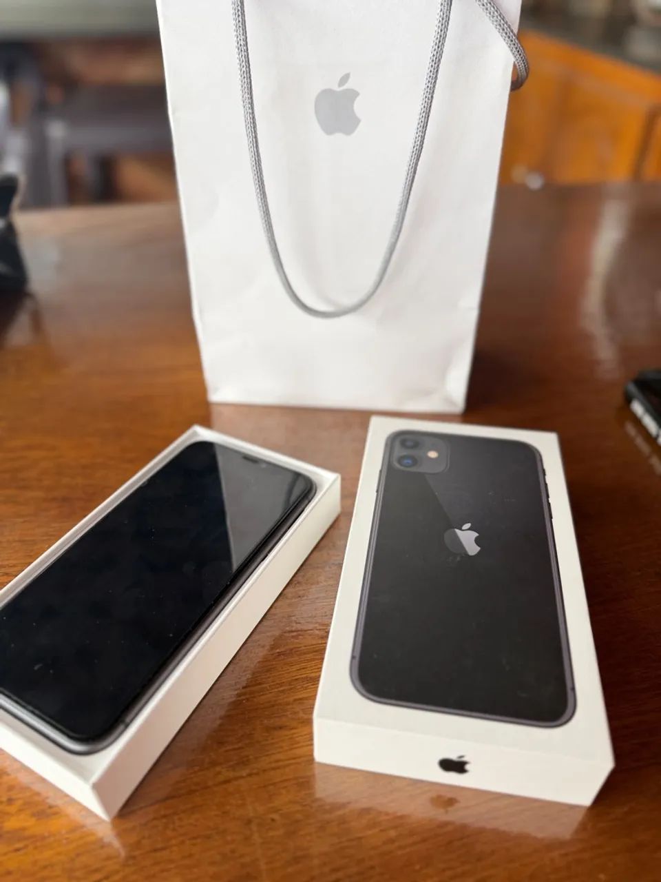 iPhone 11 256gb único dono 