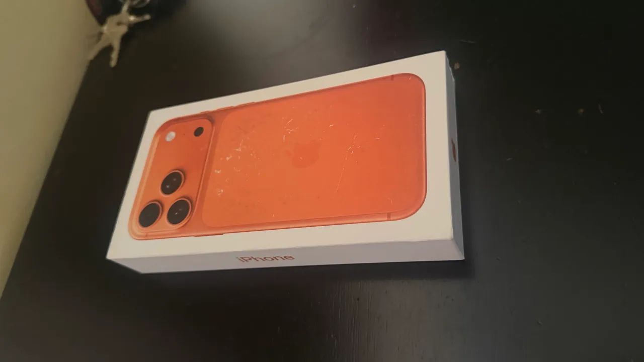 iPhone 17 pro Max 256 LACRADO  - Foto 3