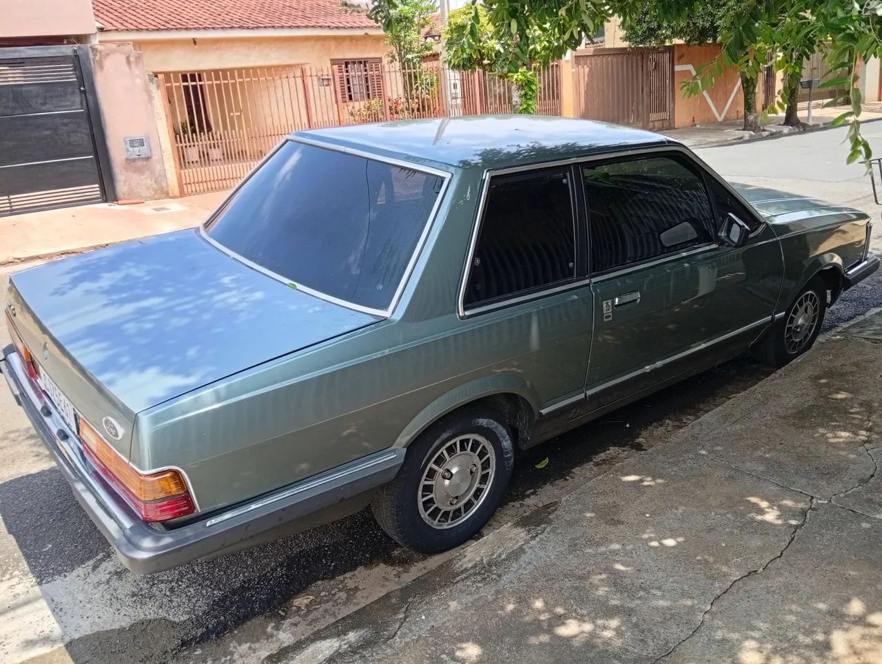 Ford Del Rey Del Rey L 1.8 / 1.6 2p e 4p 1983