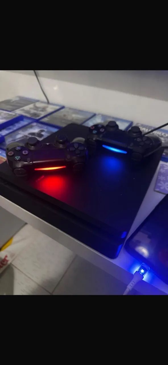 PS4 slim 
