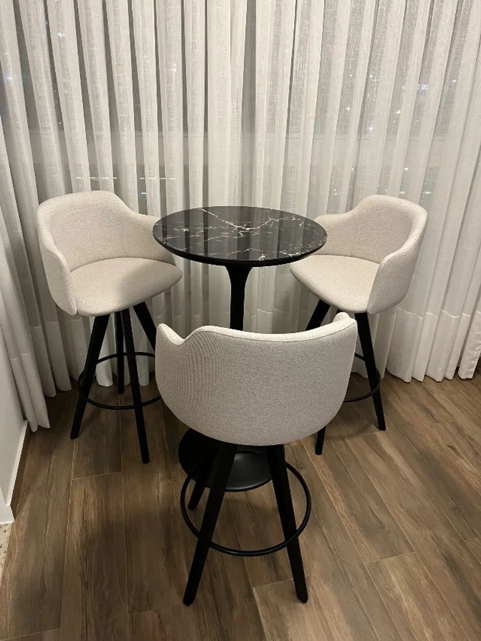Mesa Bistro com 3 banquetas - Foto 2
