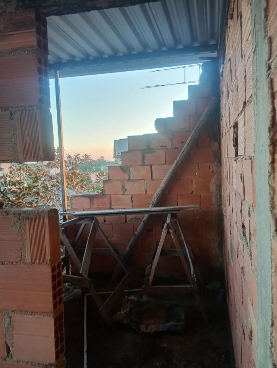 Vende se Laje 