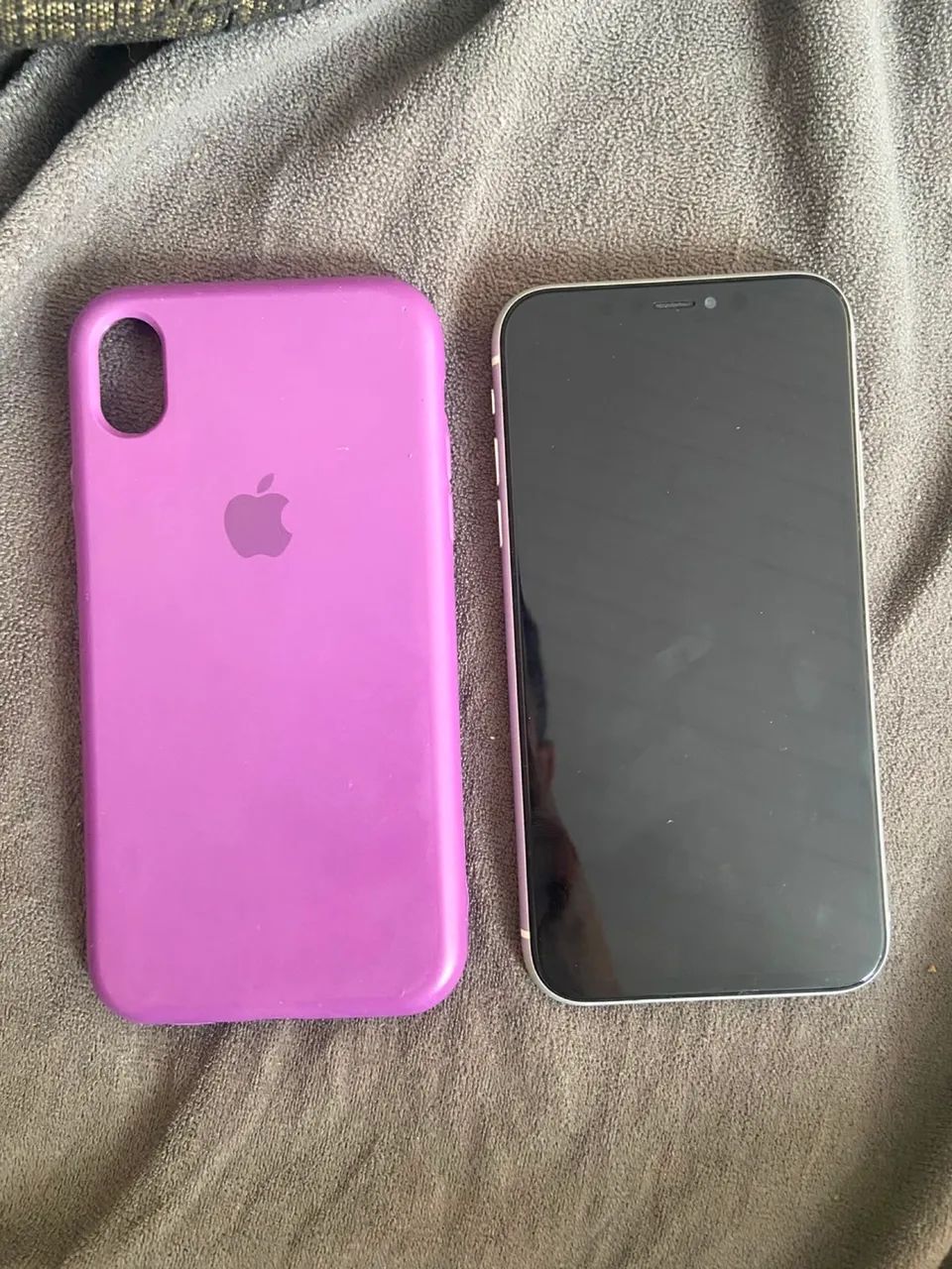 Iphone XR 64 GB - Foto 2