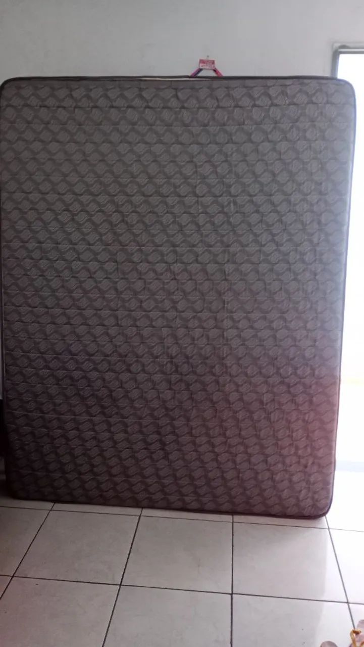 Colchão king bem conservado  - Foto 2