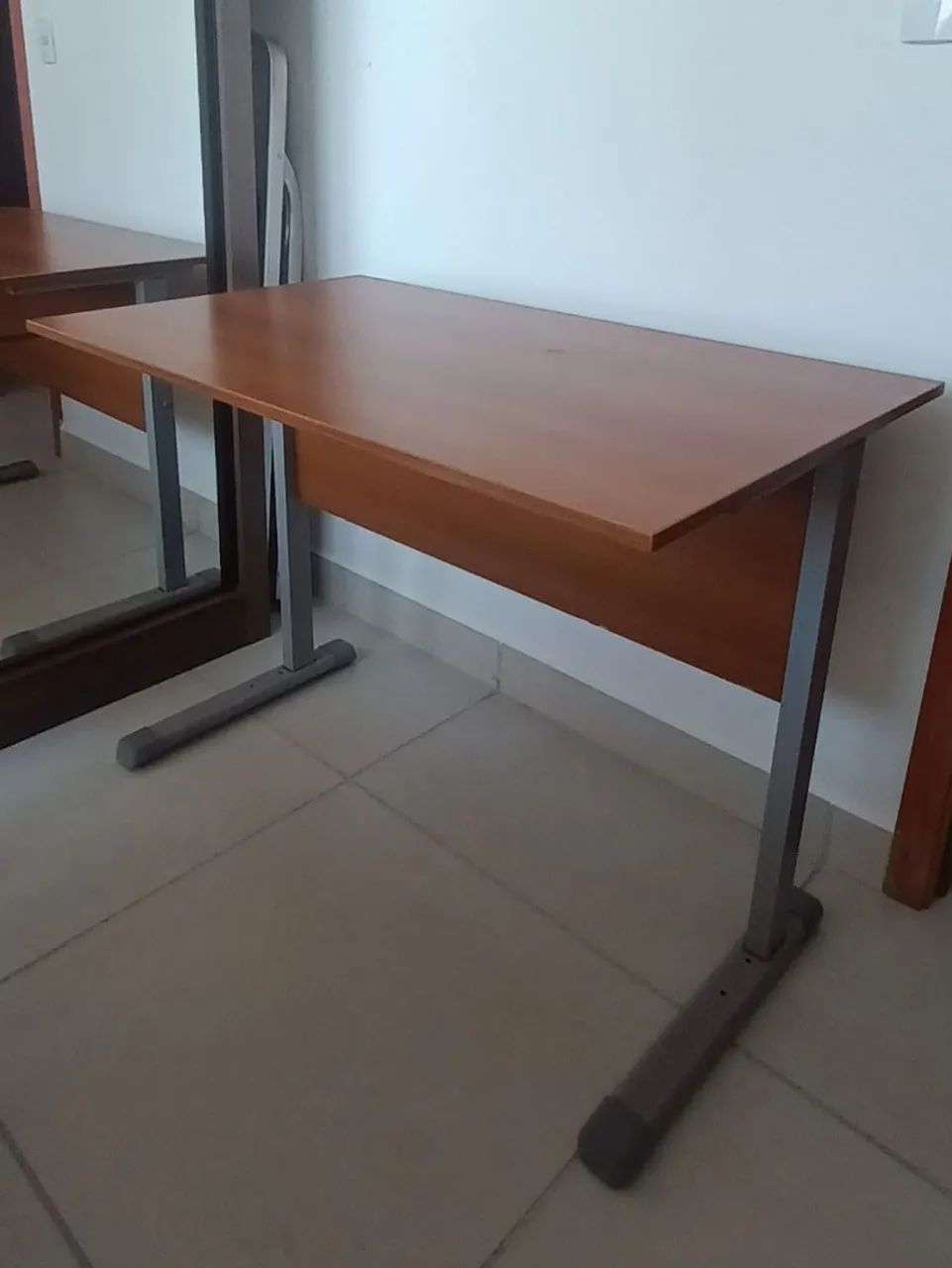 Mesa escrivaninha para estudo